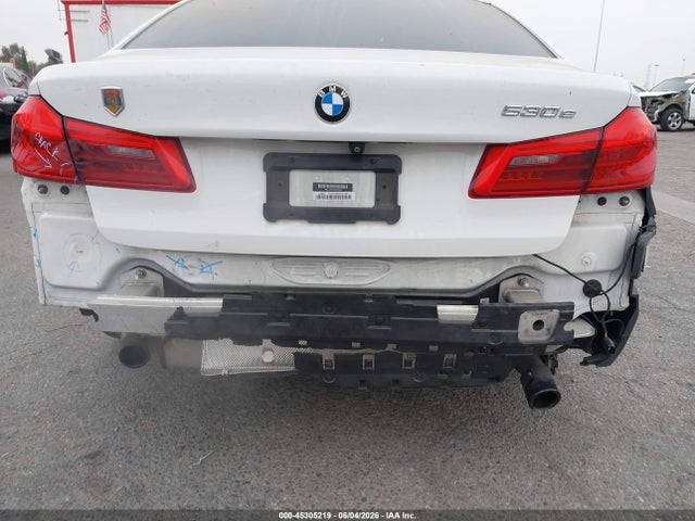45305219 :رقم المزاد ، WBAJA9C50KB399400 vin ، 2019 Bmw 530e Iperformance مزاد بيع