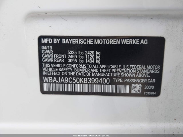 45305219 :رقم المزاد ، WBAJA9C50KB399400 vin ، 2019 Bmw 530e Iperformance مزاد بيع
