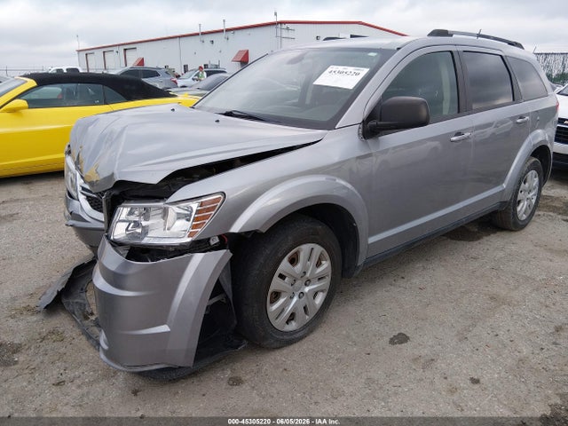 3C4PDCAB9JT340269 Dodge JOURNEY SE