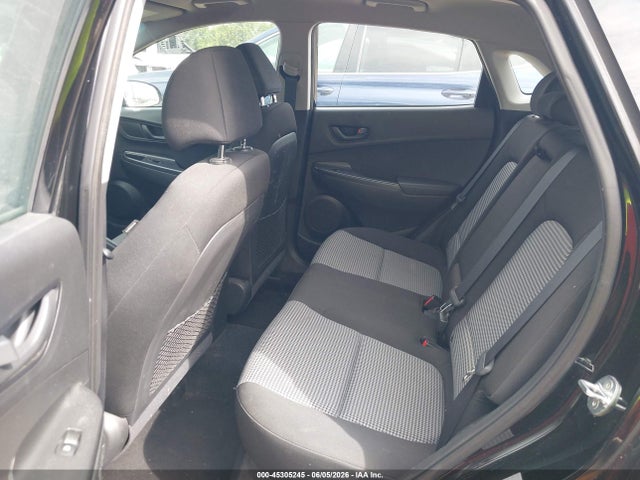 45305245 :رقم المزاد ، KM8K12AA7JU103043 vin ، 2018 Hyundai Kona Se مزاد بيع