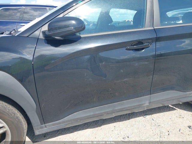 45305245 :رقم المزاد ، KM8K12AA7JU103043 vin ، 2018 Hyundai Kona Se مزاد بيع