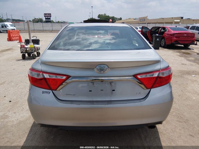 4T1BF1FK5FU947943 Toyota CAMRY SE