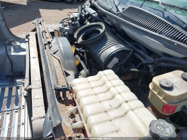 45305271 :رقم المزاد ، 1GBJ6C1B79F400530 vin ، 2009 Chevrolet Cc6500 مزاد بيع