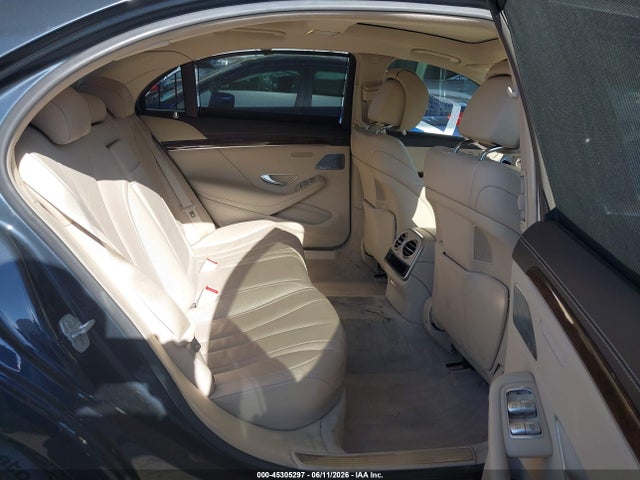 WDDUG8FB7FA081950 Mercedes-Benz S 550 4matic