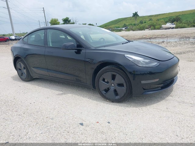 2023 Tesla Model 3 Rear-wheel Drive მანქანა იყიდება აუქციონზე, vin: 5YJ3E1EA6PF433985, აუქციონის ნომერი: 45305311