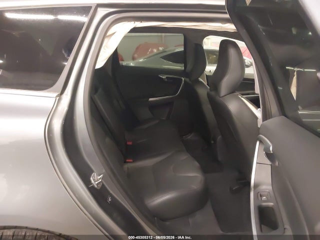 Volvo Xc60 T5 Platinum 2016 YV4612RM3G2878350 Image 8