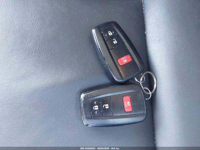 Toyota Prius Three Touring 2018 JTDKARFU4J3059475 Image 11