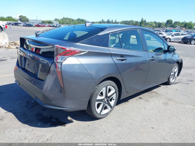 Toyota Prius Three Touring 2018 JTDKARFU4J3059475 Image 4