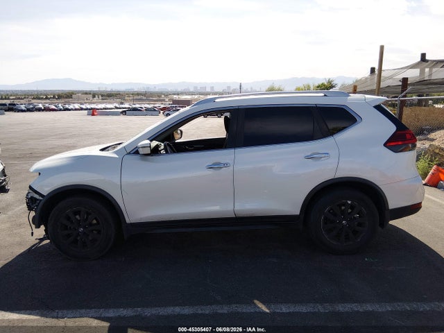 JN8AT2MT0HW151364 Nissan ROGUE SV