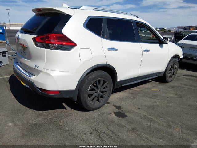 JN8AT2MT0HW151364 Nissan ROGUE SV