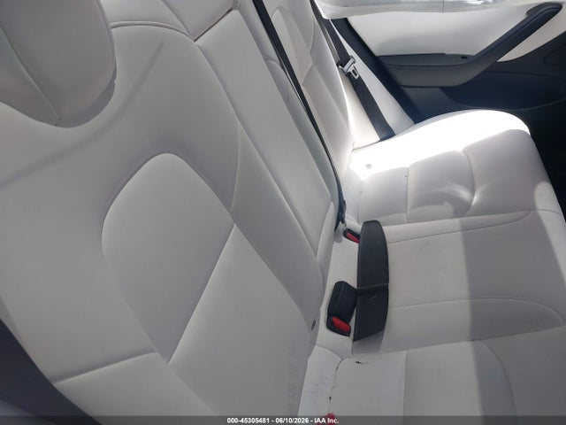 45305481 :رقم المزاد ، 5YJ3E1EA7LF615592 vin ، 2020 Tesla Model 3 مزاد بيع