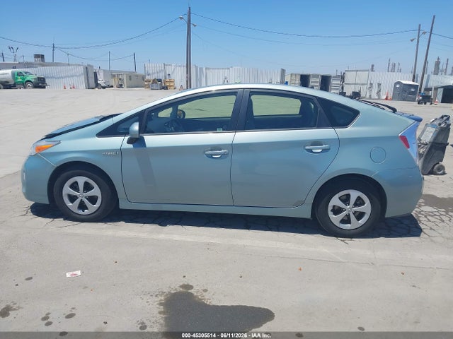 Toyota Prius Two 2015 JTDKN3DU2F2001253 Image 14