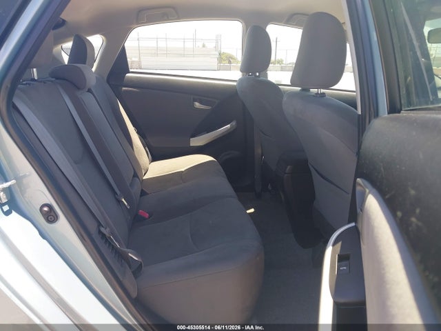 Toyota Prius Two 2015 JTDKN3DU2F2001253 Image 8