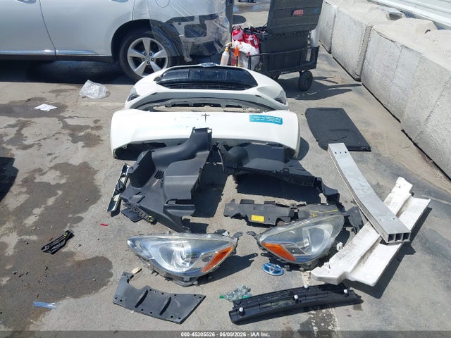 Toyota Prius C Three 2015 JTDKDTB39F1095828 Image 12