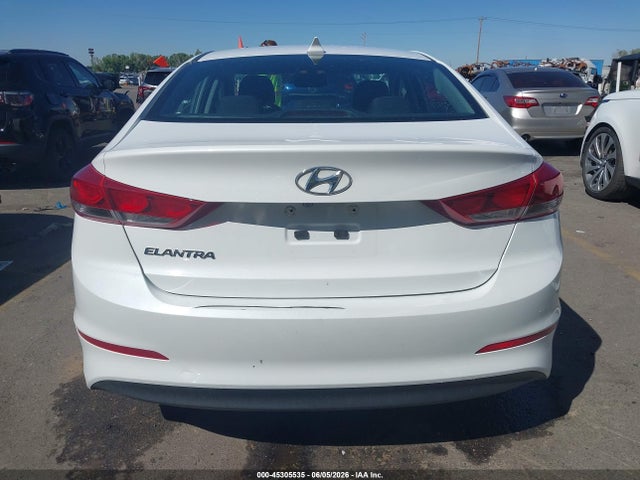 Hyundai Elantra Value Edition 2018 5NPD84LF9JH370384 Image 17