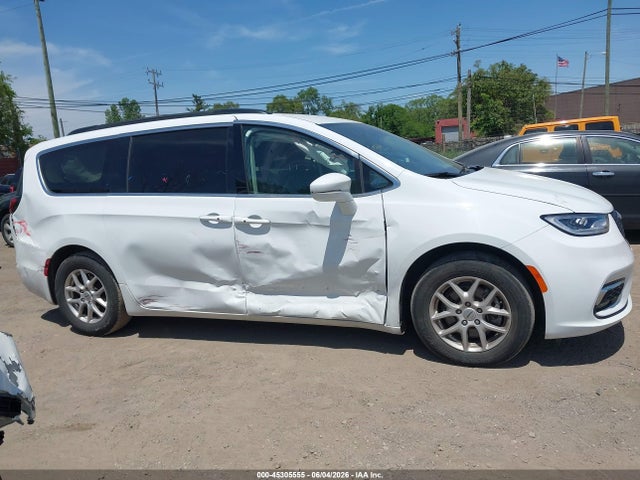 2022 Chrysler Pacifica Touring L მანქანა იყიდება აუქციონზე, vin: 2C4RC1BG0NR223490, აუქციონის ნომერი: 45305555