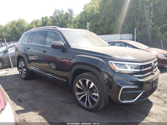 2023 Volkswagen Atlas 3.6l V6 Sel Premium R-line მანქანა იყიდება აუქციონზე, vin: 1V2FR2CA7PC557415, აუქციონის ნომერი: 45305565