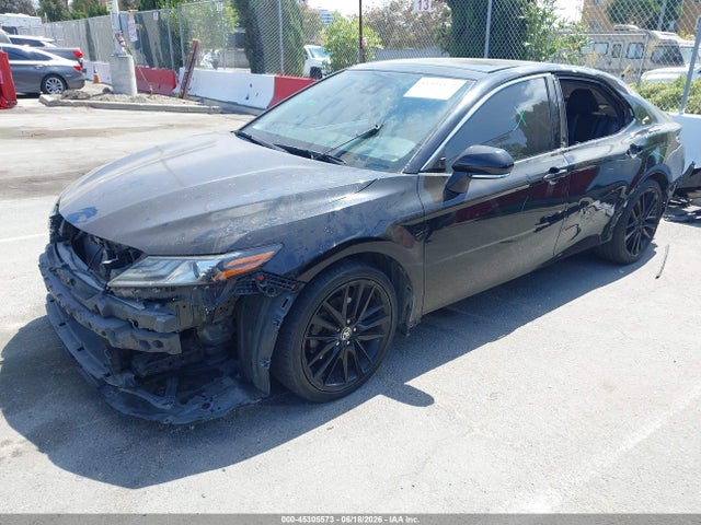 Toyota CAMRY XSE 2022 4T1K61AKXNU018546 Image 2