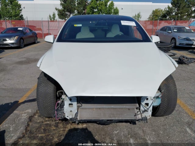 Продажа на аукционе авто 2017 Tesla Model X 100d/75d/90d, vin: 5YJXCDE20HF055679, номер лота: 45305576