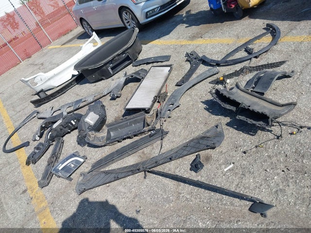 Tesla Model X 100d/75d/90d 2017 5YJXCDE20HF055679 Image 12