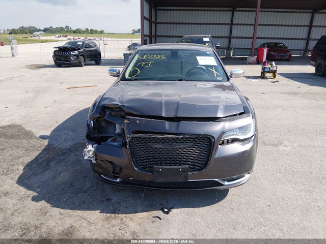 Продаж на аукціоні авто 2018 Chrysler 300 Limited Awd, vin: 2C3CCAKG4JH137741, номер лоту: 45305584
