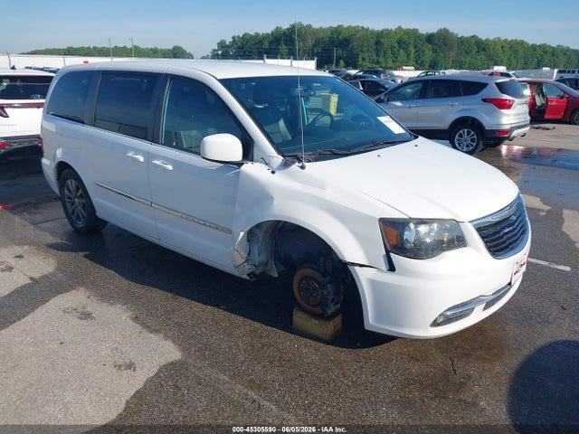 Aukcja sprzedaży 2015 Chrysler Town & Country S, vin: 2C4RC1HG4FR590949, numer aukcji: 45305590