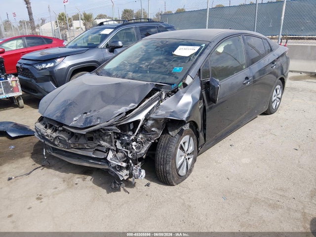 JTDKBRFU3J3065216 Toyota Prius Two