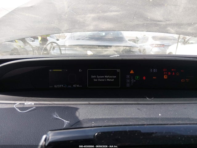 JTDKBRFU3J3065216 Toyota Prius Two