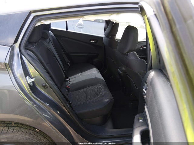 JTDKBRFU3J3065216 Toyota Prius Two