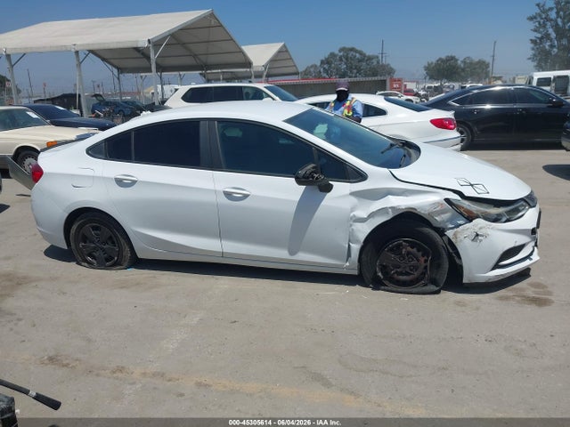 Продажа на аукционе авто 2017 Chevrolet Cruze Ls Auto, vin: 1G1BC5SM1H7153172, номер лота: 45305614