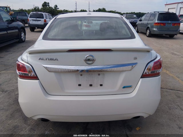 45305626 :رقم المزاد ، 1N4AL3AP9FC161601 vin ، 2015 Nissan Altima 2.5 S مزاد بيع