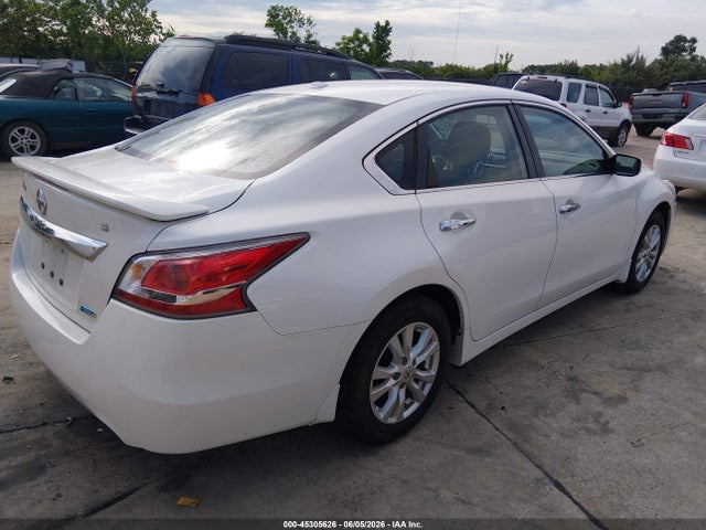 45305626 :رقم المزاد ، 1N4AL3AP9FC161601 vin ، 2015 Nissan Altima 2.5 S مزاد بيع