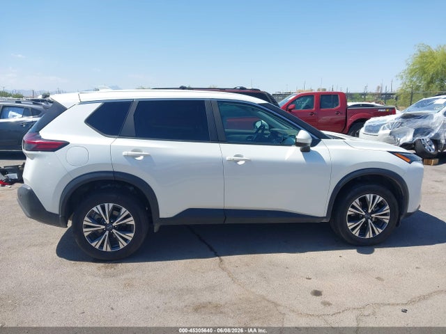 5N1BT3BA4PC949109 Nissan Rogue Sv Fwd