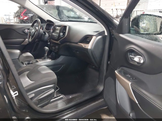 Jeep Cherokee Latitude 4x4 2018 1C4PJMCB1JD528625 Image 5