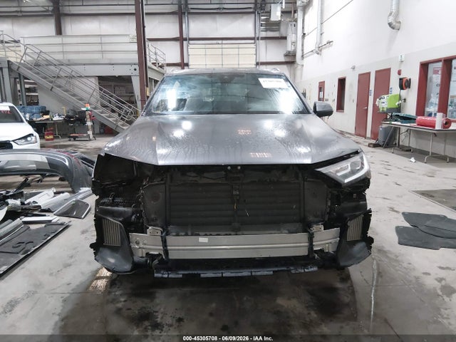 2022 Audi Q7 Premium Plus 55 Tfsi Quattro Tiptronic მანქანა იყიდება აუქციონზე, vin: WA1LXBF7XND021988, აუქციონის ნომერი: 45305708