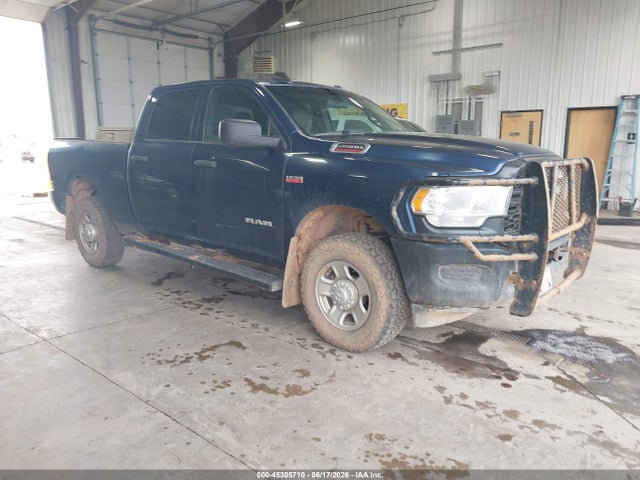 45305710 :رقم المزاد ، 3C6UR5CJ0MG656619 vin ، 2021 Ram 2500 Tradesman  4x4 6'4 Box مزاد بيع