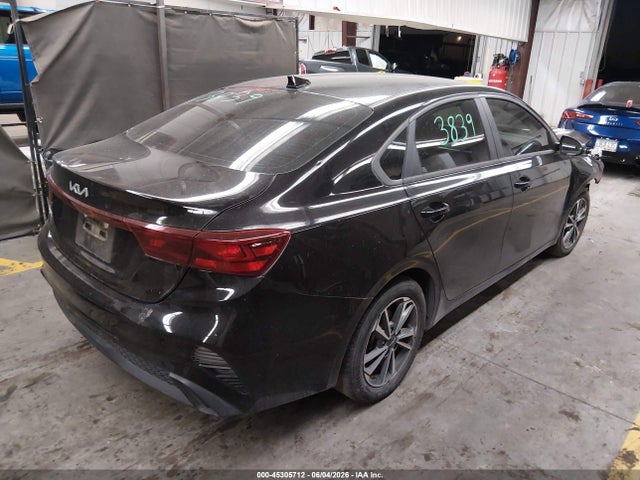 KIA Forte Lxs 2023 3KPF24AD8PE554241 Image 4