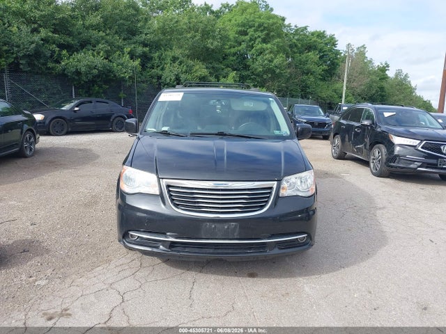 Продажа на аукционе авто 2015 Chrysler Town & Country Touring, vin: 2C4RC1BG5FR563154, номер лота: 45305721