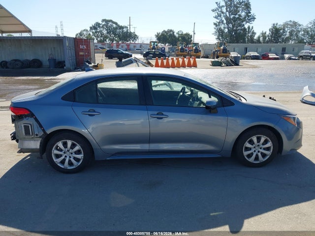 45305755 :رقم المزاد ، JTDEPMAE8MJ188561 vin ، 2021 Toyota Corolla Le مزاد بيع