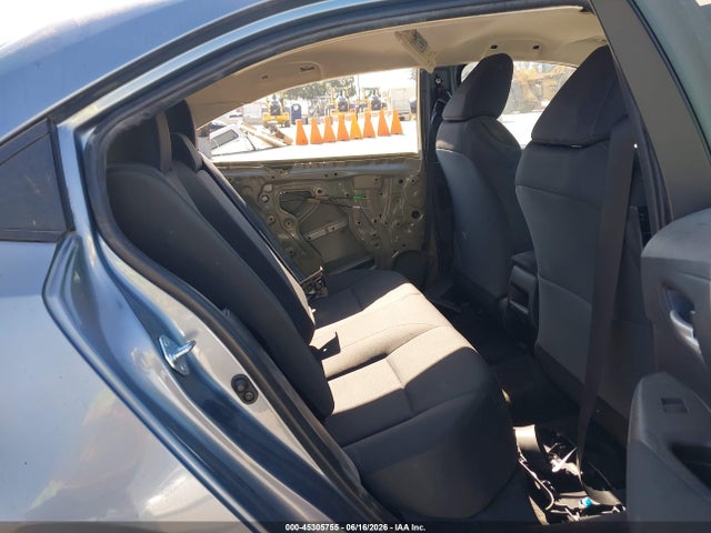 45305755 :رقم المزاد ، JTDEPMAE8MJ188561 vin ، 2021 Toyota Corolla Le مزاد بيع