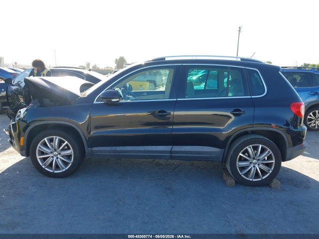 2011 Volkswagen Tiguan Se მანქანა იყიდება აუქციონზე, vin: WVGAV7AX7BW503711, აუქციონის ნომერი: 45305774