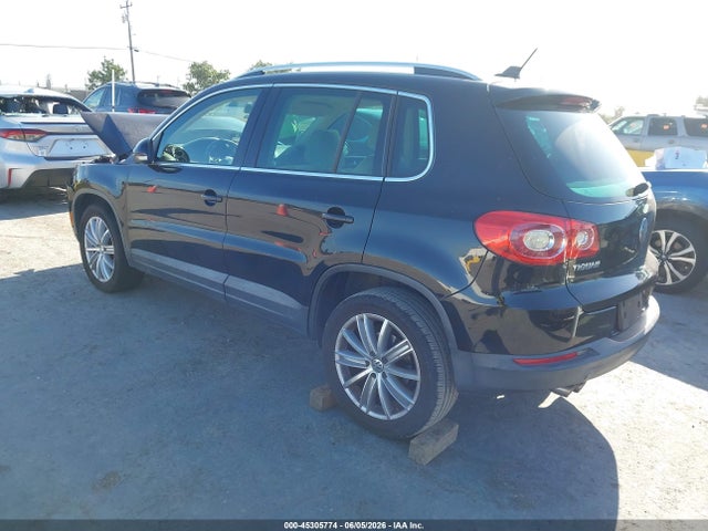 2011 Volkswagen Tiguan Se მანქანა იყიდება აუქციონზე, vin: WVGAV7AX7BW503711, აუქციონის ნომერი: 45305774