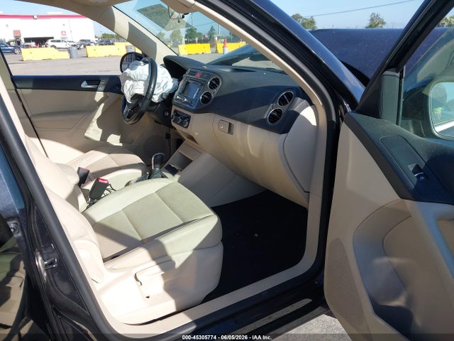 2011 Volkswagen Tiguan Se მანქანა იყიდება აუქციონზე, vin: WVGAV7AX7BW503711, აუქციონის ნომერი: 45305774