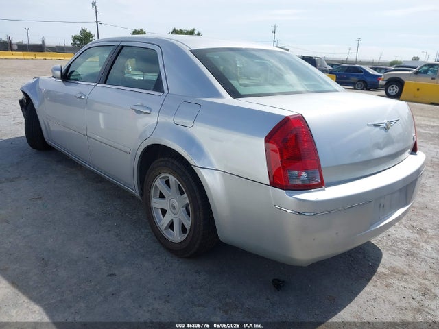 2005 Chrysler 300 Touring მანქანა იყიდება აუქციონზე, vin: 2C3AA53G55H597631, აუქციონის ნომერი: 45305775