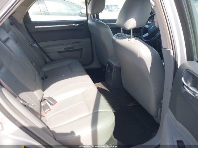2005 Chrysler 300 Touring მანქანა იყიდება აუქციონზე, vin: 2C3AA53G55H597631, აუქციონის ნომერი: 45305775