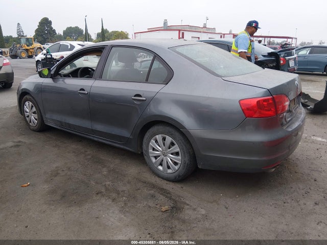 45305881 :رقم المزاد ، 3VW2K7AJ2BM059356 vin ، 2011 Volkswagen Jetta 2.0l S مزاد بيع