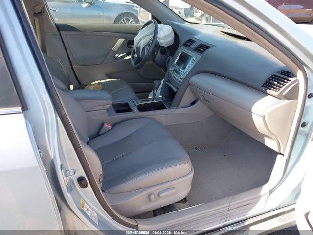 45305886 :رقم المزاد ، 4T1BB46K88U031242 vin ، 2008 Toyota Camry Hybrid مزاد بيع