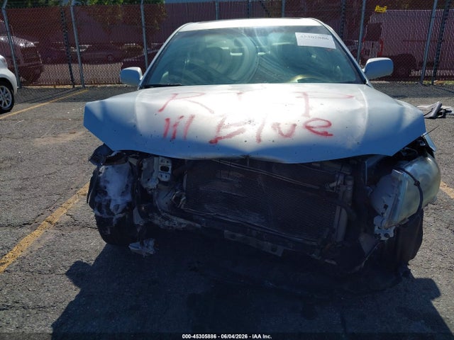 45305886 :رقم المزاد ، 4T1BB46K88U031242 vin ، 2008 Toyota Camry Hybrid مزاد بيع