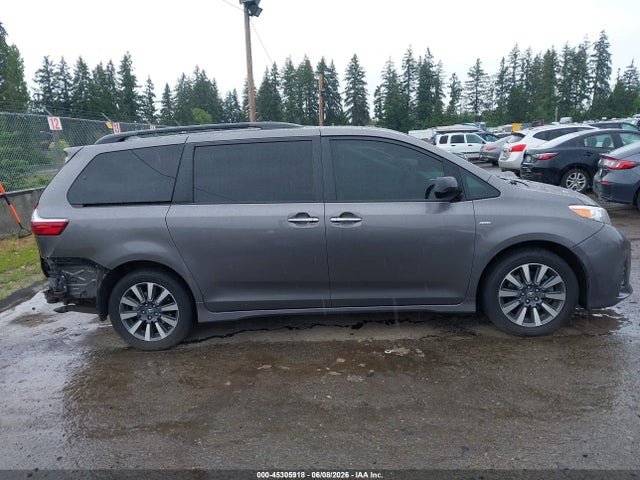 Toyota Sienna Xle 7 Passenger 2018 5TDDZ3DC0JS190992 Image 14