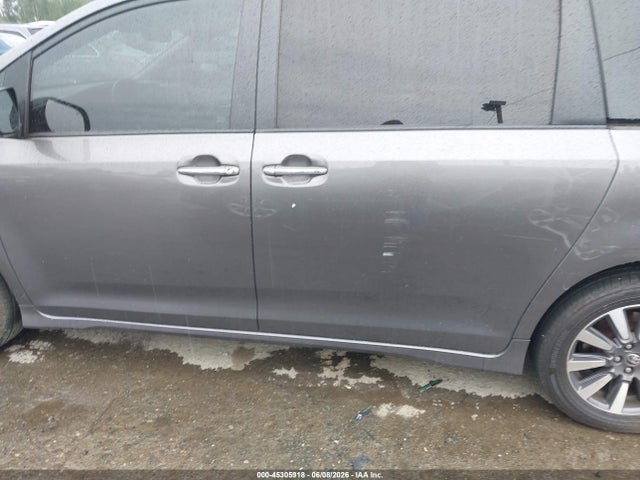 Toyota Sienna Xle 7 Passenger 2018 5TDDZ3DC0JS190992 Image 20
